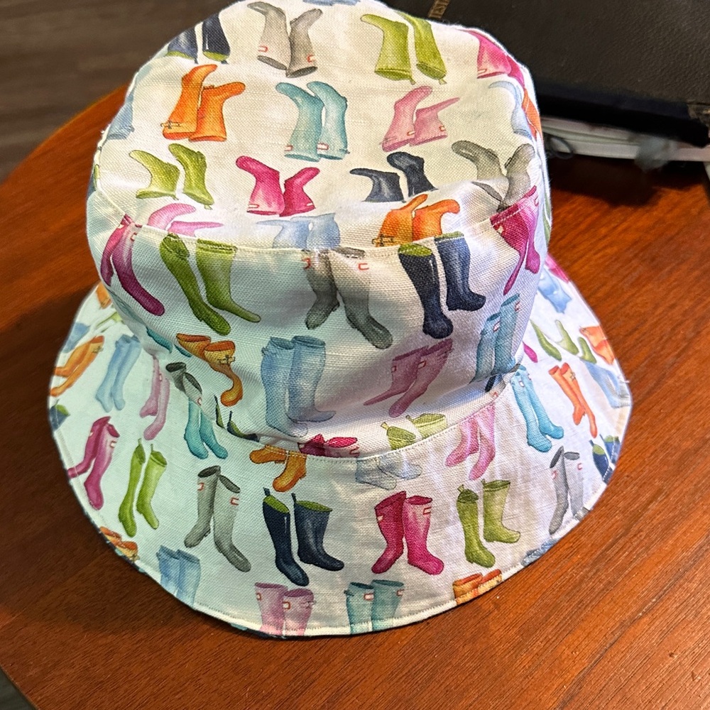 Handmade Reversible Small Cotton Canvas Bucket Hat with Colorful Rainboots